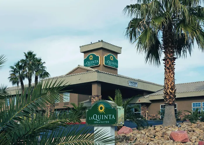 La Quinta Inn & Suites By Wyndham Lv Tropicana Stadium Las Vegas