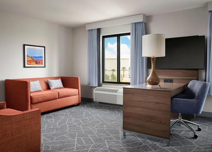 Hampton Inn & Suites Las Vegas-Red Rock/Summerlin