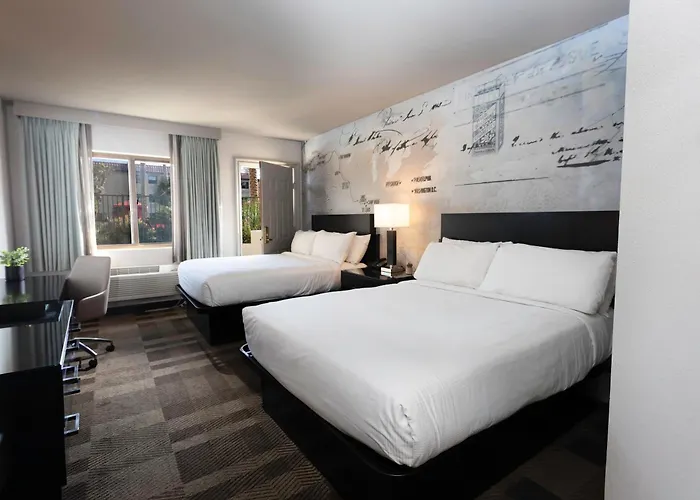 Silver Sevens Hotel And Casino, A Wyndham Garden Las Vegas