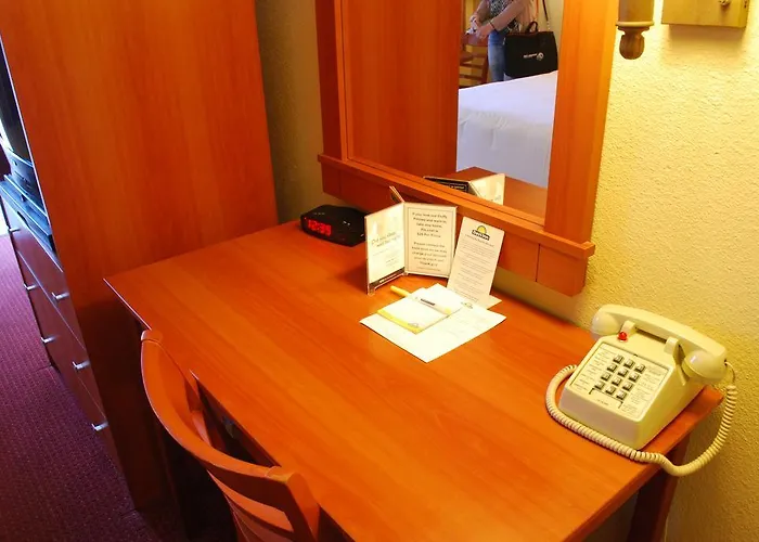 Days Inn By Wyndham Las Vegas Wild Wild West Gambling Hall