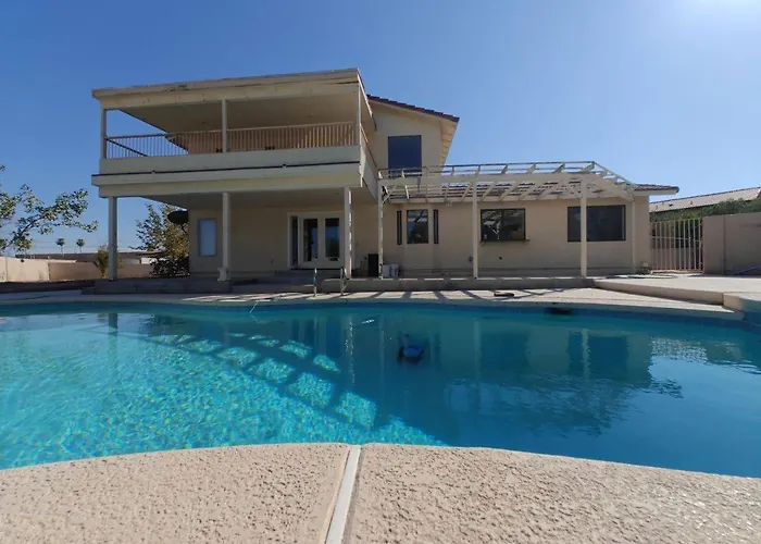 The Strip Is Just Around The Corner! Newly Renovated Luxury Modern Minimalist Villa With Large Pool!