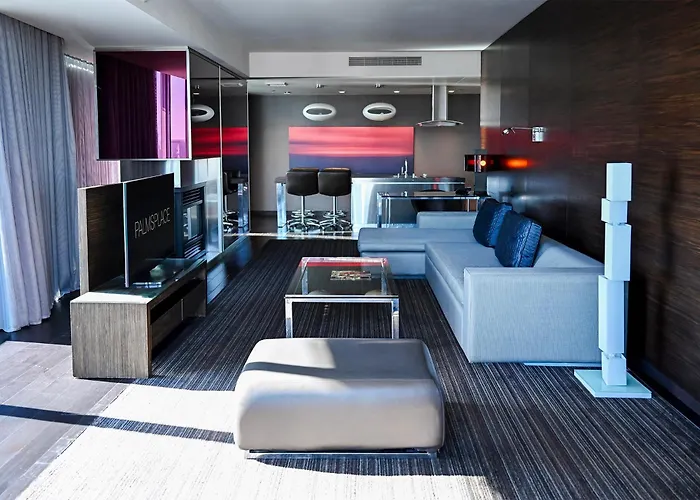 Palms Place Hotel And Spa